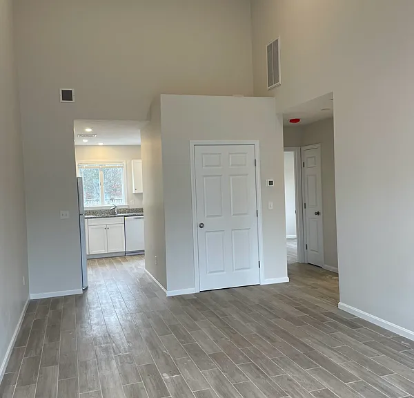 10 Rebecca Ann Ln — Photo 1