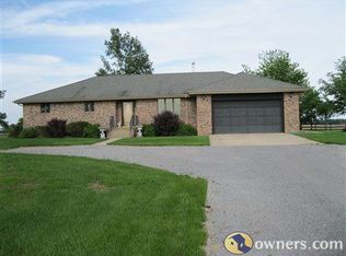 2136 N 1700 East Rd, Watseka, IL 60970