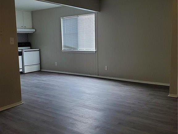 2nd image of 1053 Linde St #1065