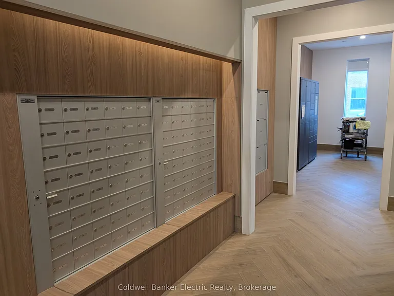 195 Hunter St E #802 — Photo 22