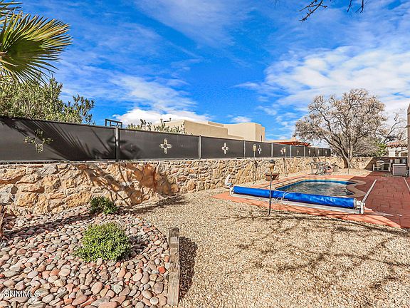 3rd image of 3361 Park Ridge Pl