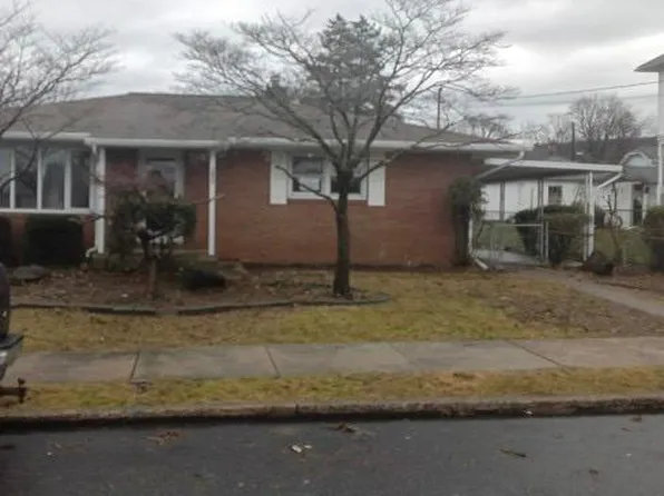 1875 S Wood St #1879, Allentown, PA 18103