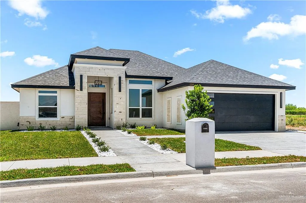 4 bed, 3.5 bath, 2225 sqft, $3,500 — Photo 1