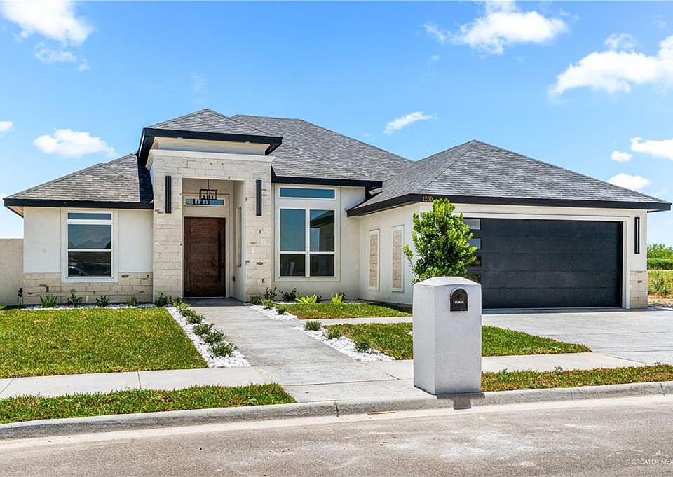 1st image of 1200 E Arechiga Dr