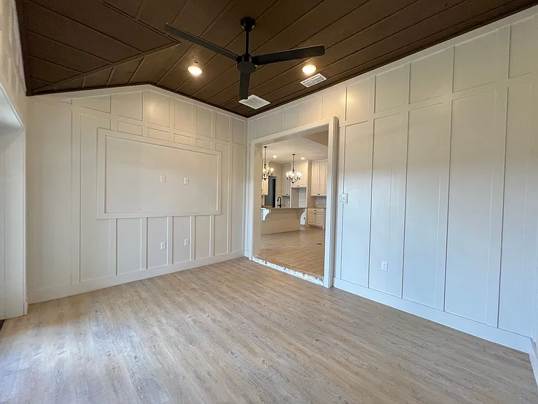 12308 Kenosha Ave — Photo 32