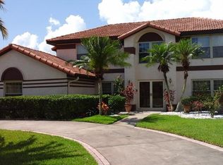 2704 S Stewart St, Kissimmee, FL 34746