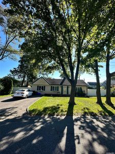 22 Dobie Avenue, Huntington, NY, 11743