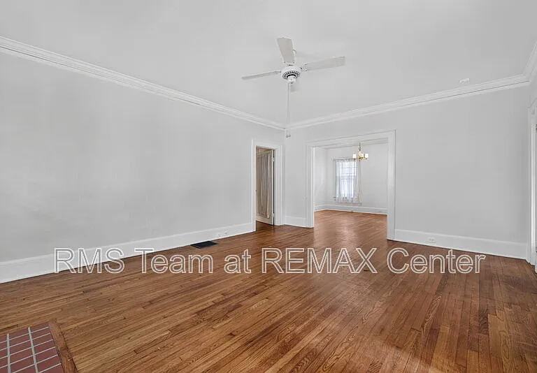 582 Clifton Rd NE — Photo 8