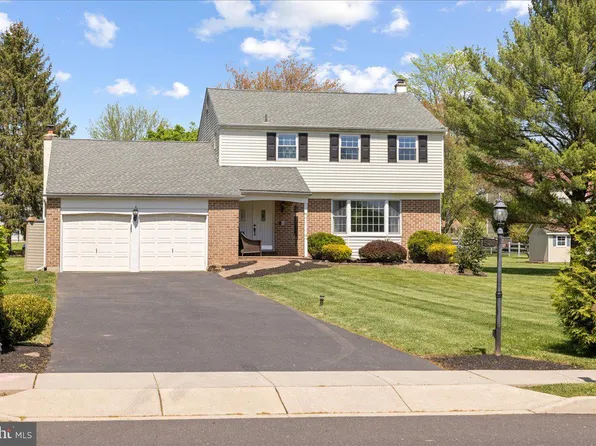 1633 Hedgewood Rd, Hatfield, PA 19440