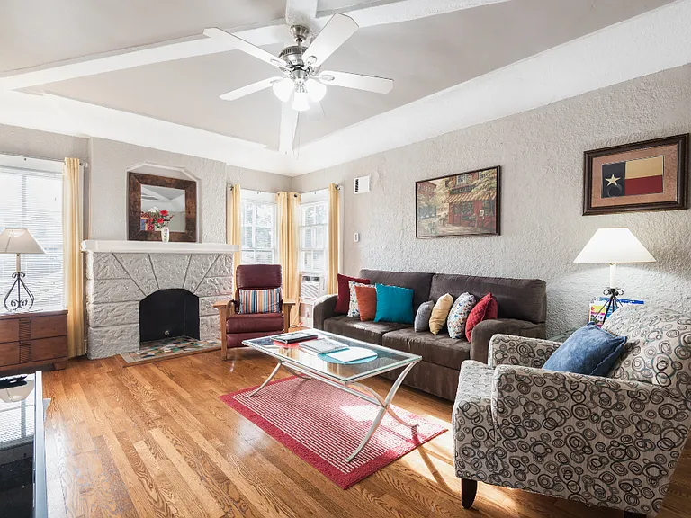 1630 W Mulberry Ave — Photo 8