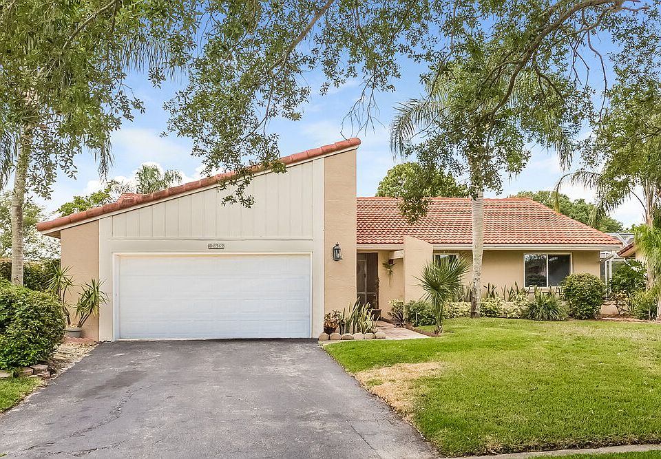 1st image of 8362 Shadow Wood Blvd