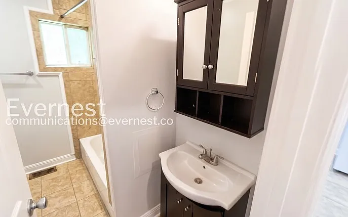 6913 Martha Ave #A — Photo 13