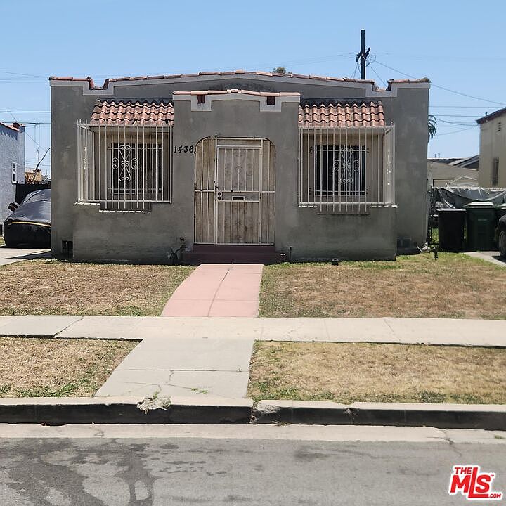 1st image of 1436 W 90th St