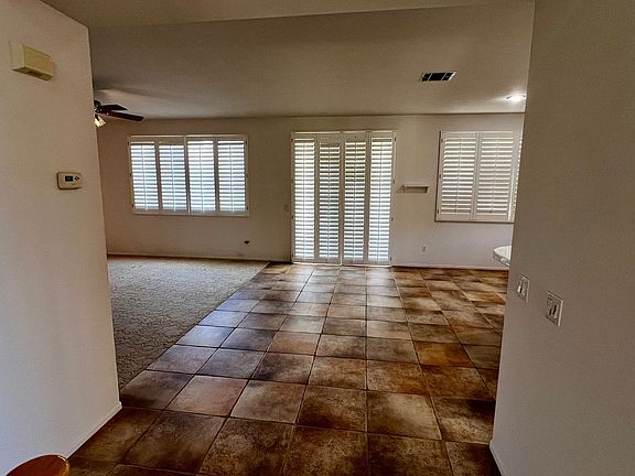3rd image of 38033 Augusta Dr