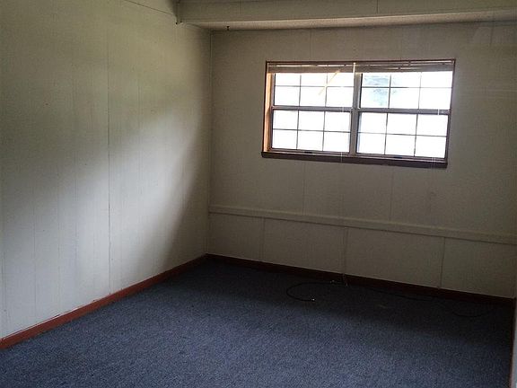 3rd image of 6022 Syrcle Ave