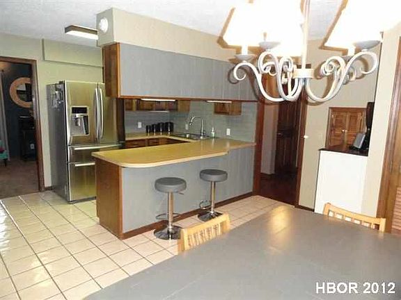 4th image of 1042 Woodworth Dr
