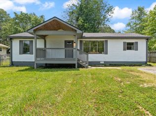 374 Linda Ln, Rossville, GA 30741