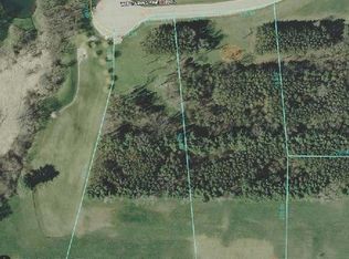 8803 Whispering Pines Trl, Woodstock, IL 60098