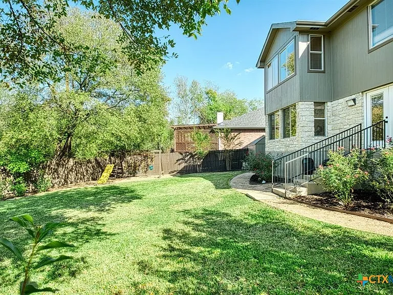 2412 Willow Way — Photo 28