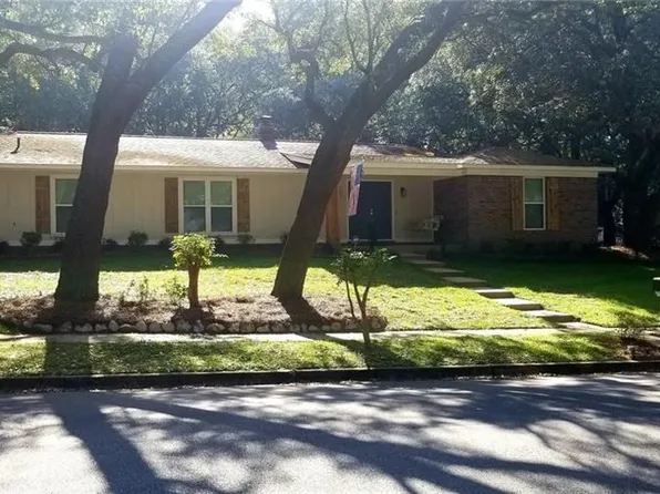 2645 Old Dobbin Dr E, Mobile, AL 36695