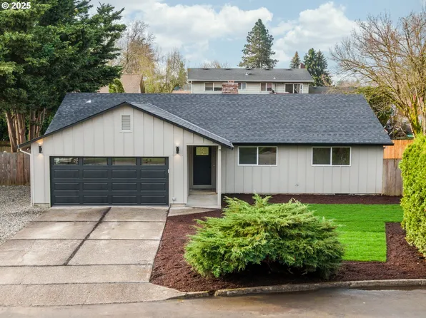 1819 NW 104th St, Vancouver, WA 98685