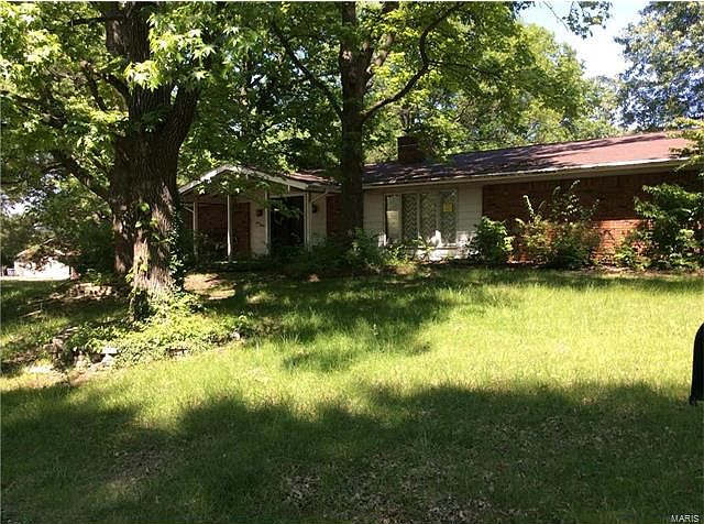 1st image of 1220 Warson Pines Dr