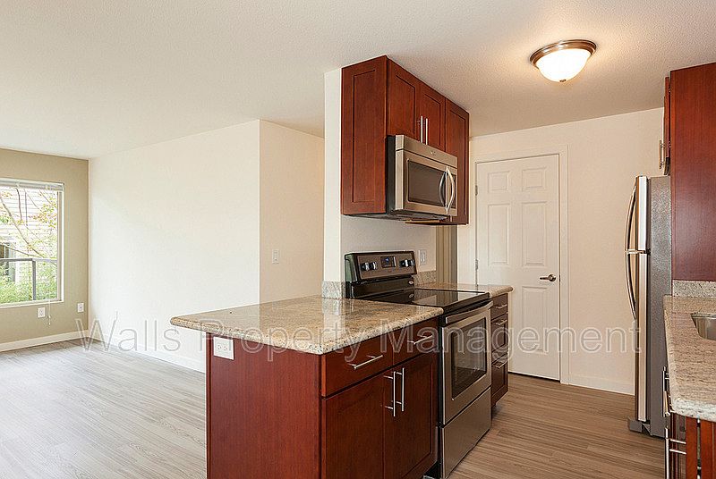 1st image of 2525 Minor Ave E APT 207