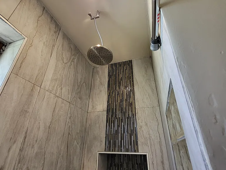 1040 N 27th Pl — Photo 73