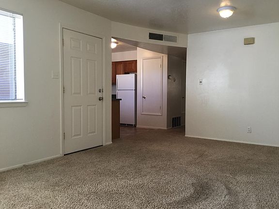 4th image of 1315 Madeira Dr SE APT B