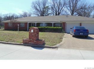 1416 Veyda St, Pryor, OK 74361