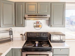 875 Oakland St, Aurora, CO 80010