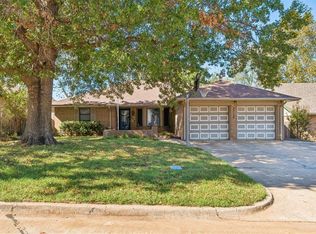 3713 Rolling Lane Cir, Midwest City, OK 73110
