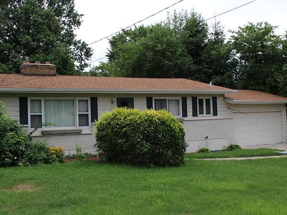 3rd image of 2704 Colton Ave SE