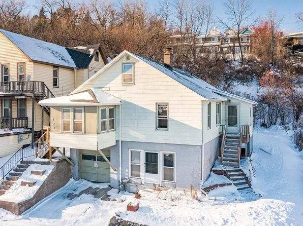 727 W 1st St, Duluth, MN 55806