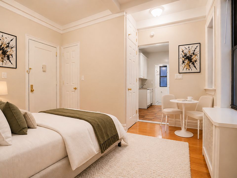 1st image of 900 W End Ave APT 1D