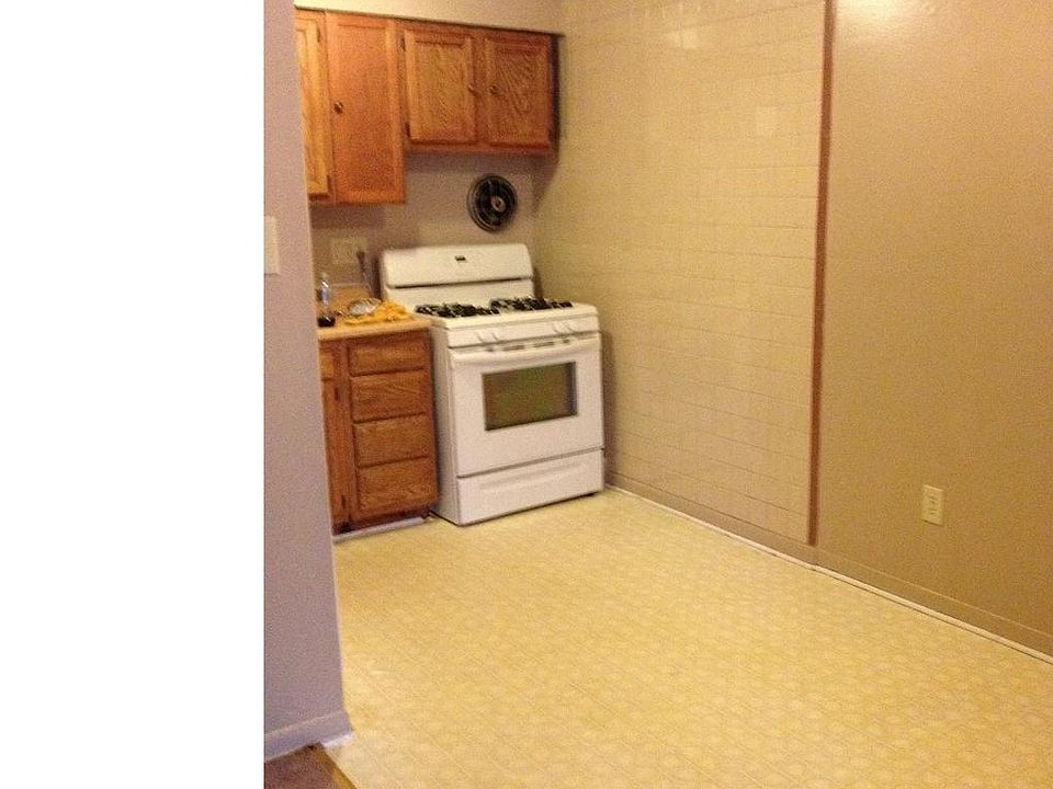 2nd image of 431 Homestead Rd