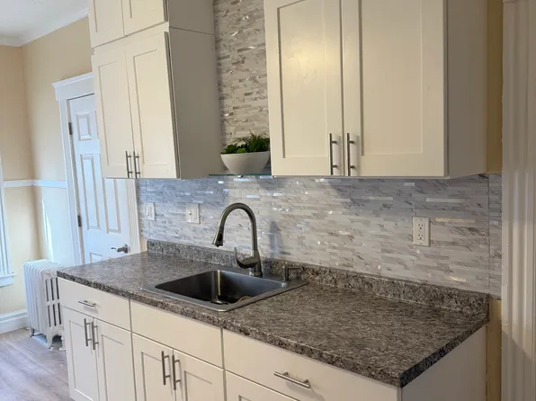 39 Tower St #1, Worcester, MA 01606