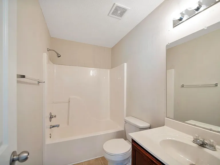 2505 Comanche Way — Photo 9