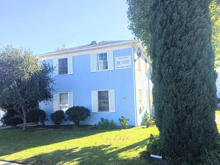 Dixon Delano Apartments — Photo 3