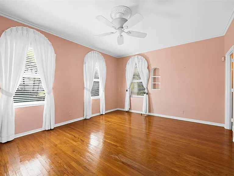 1252 N Rio Vista Blvd — Photo 16