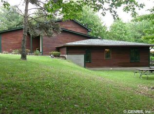 4909 Fawn Rdg, Canandaigua, NY 14424