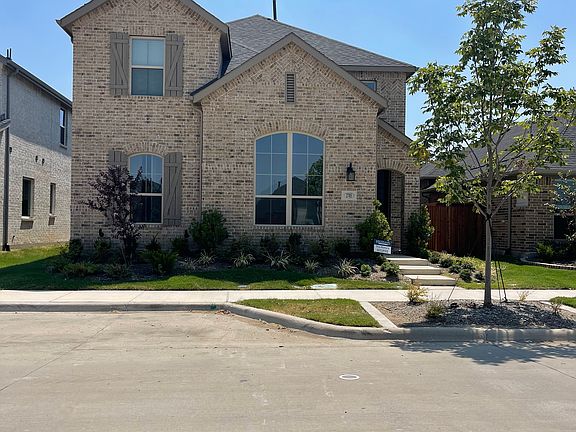 2nd image of 2705 Epping Way