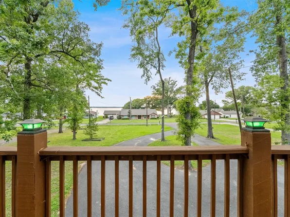 439 Lakeview Hbr, Onalaska, TX 77360