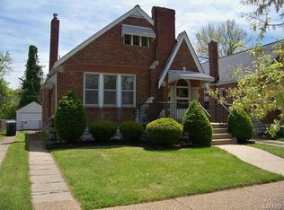 5716 Arendes Dr, Saint Louis, MO 63116