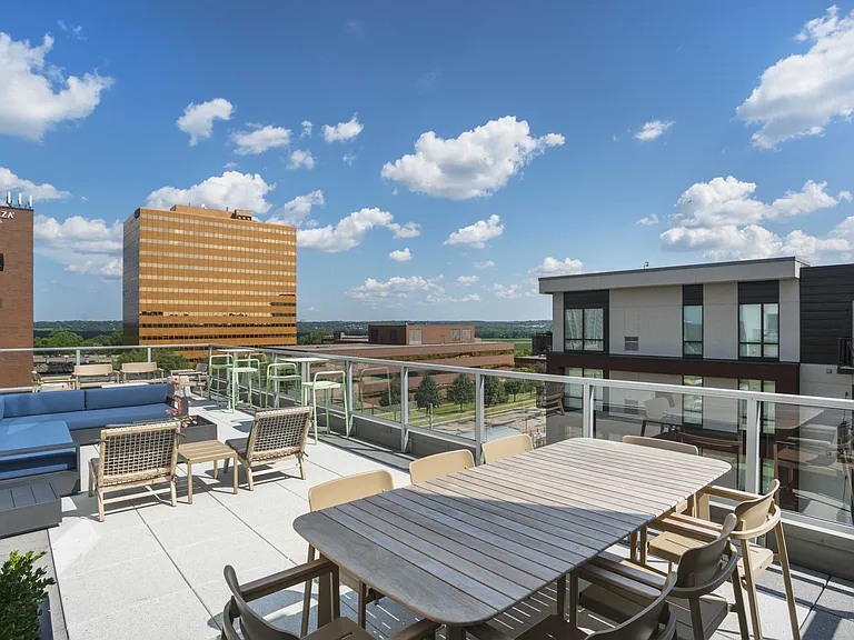 Indigo Apartments — Photo 34