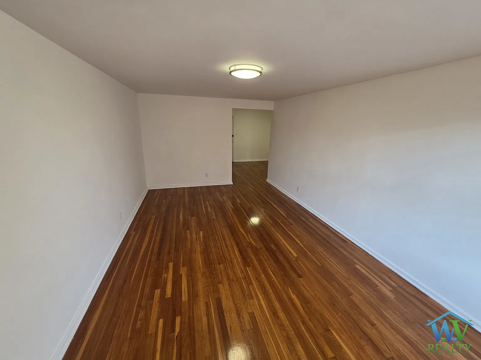 1 bed, 725 sqft, $2,500 — Photo 4