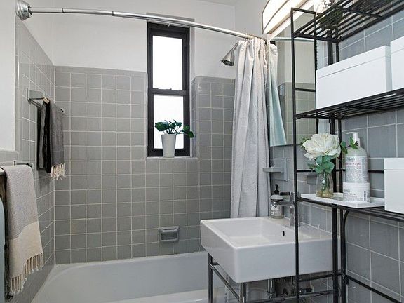 5th image of 242 E 38th St APT 2A