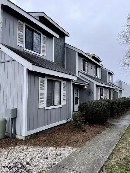 2 bed, 1150 sqft, $1,800 — Photo 3