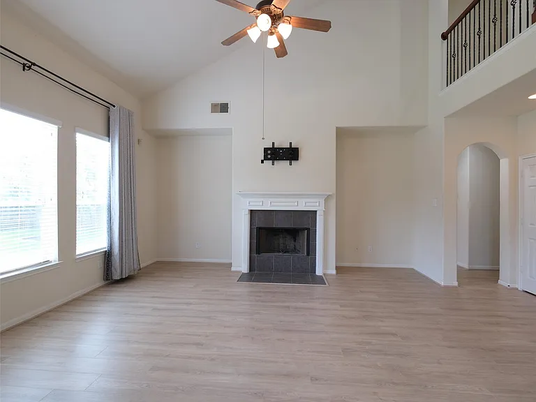 12802 Flat Creek Dr — Photo 5