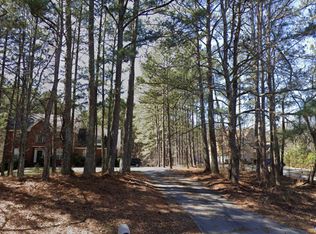 220 Sams Dr, Fayetteville, GA 30214